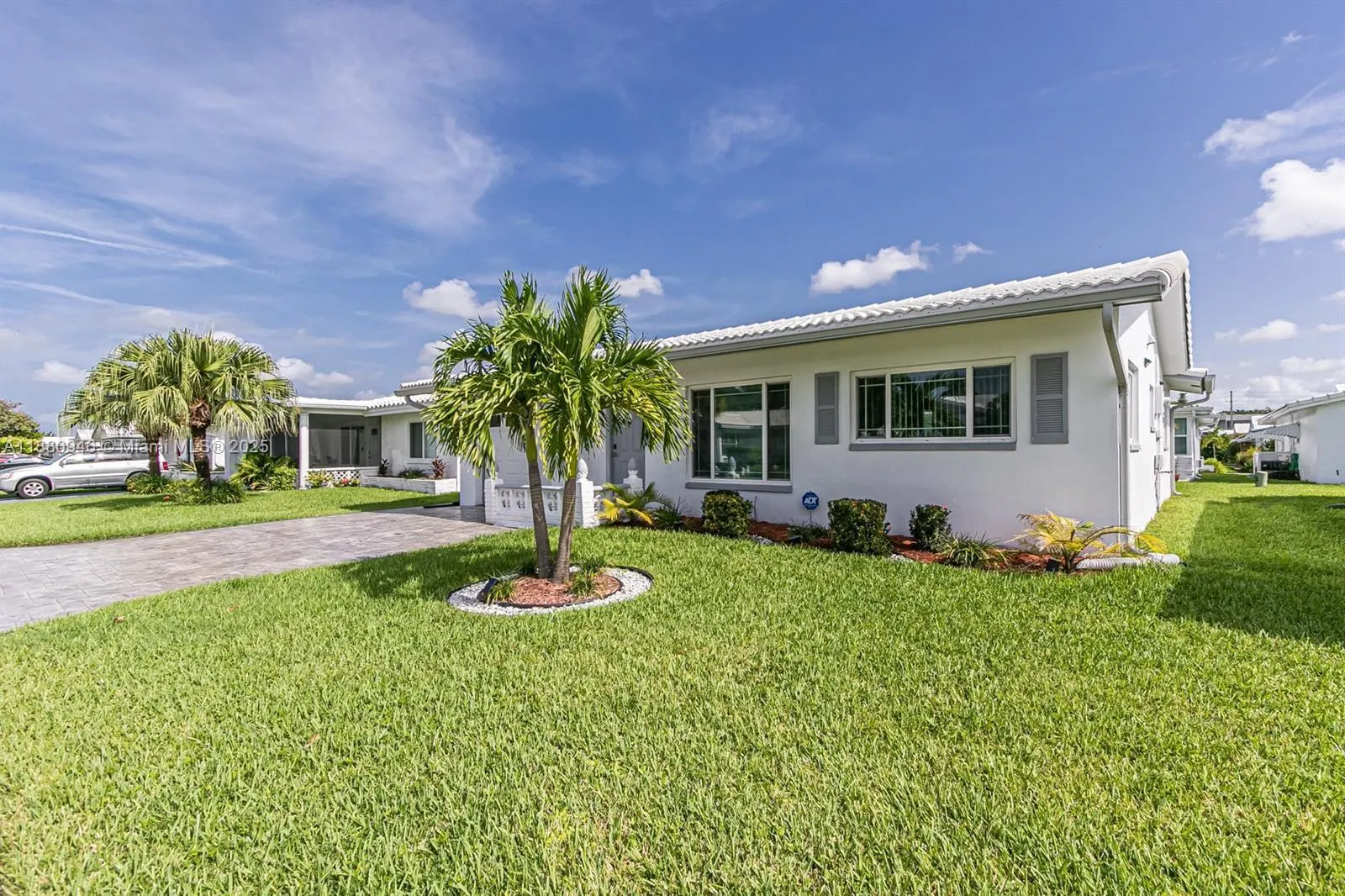8105 NW 59th St