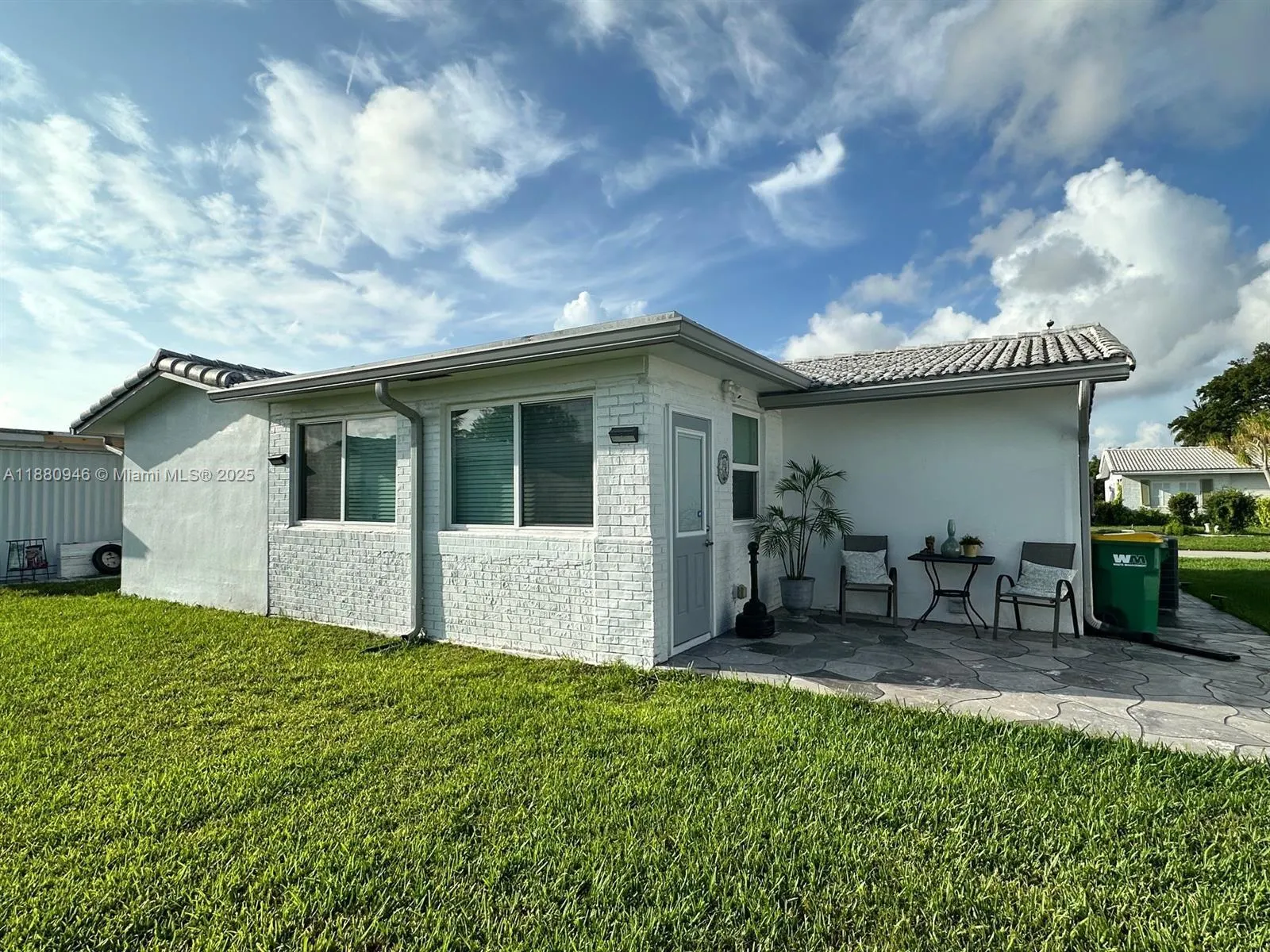 8105 NW 59th St