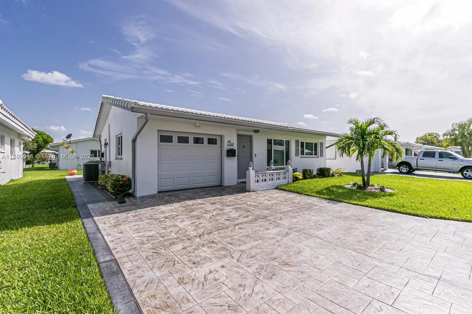 8105 NW 59th St