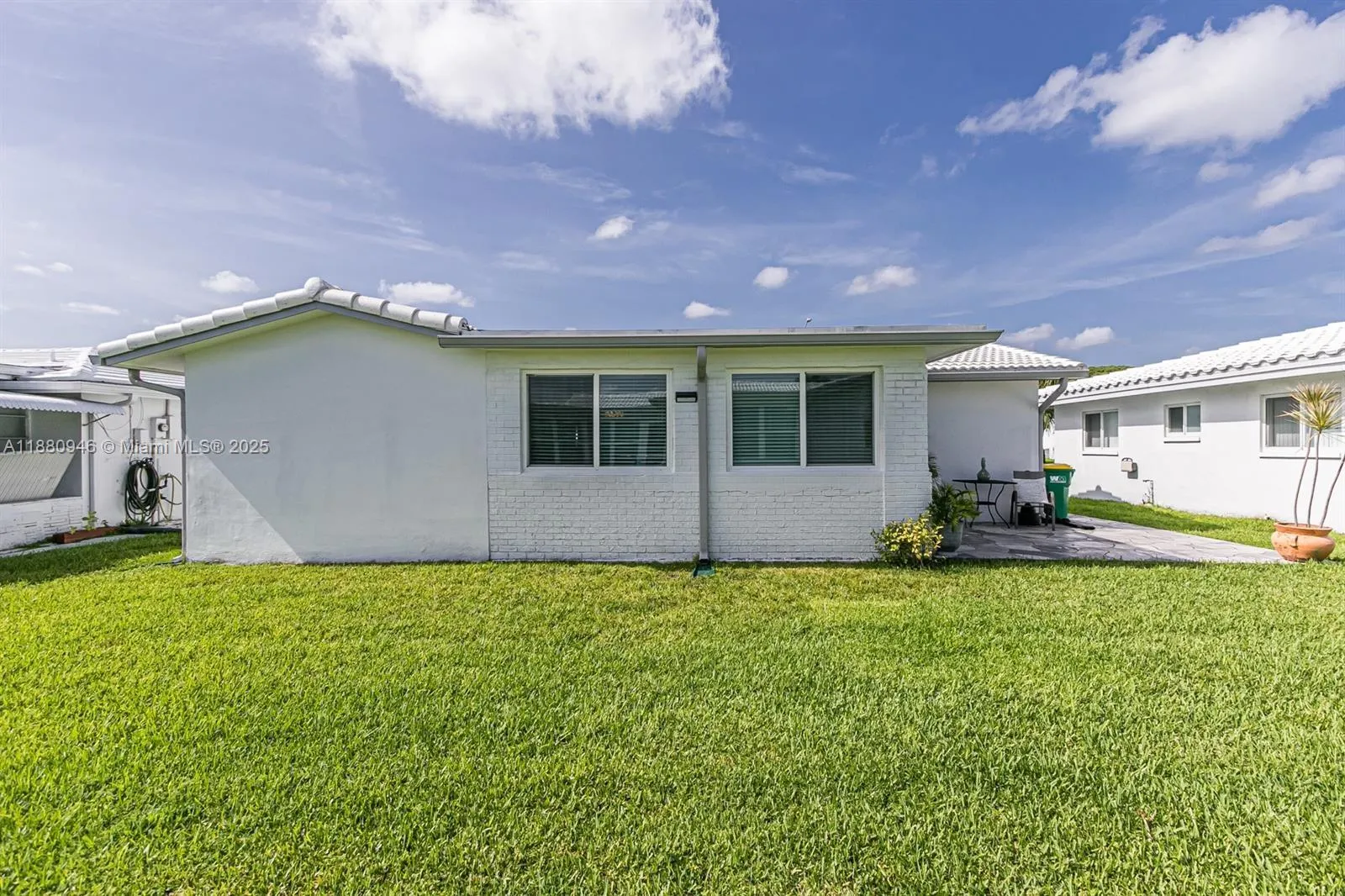 8105 NW 59th St