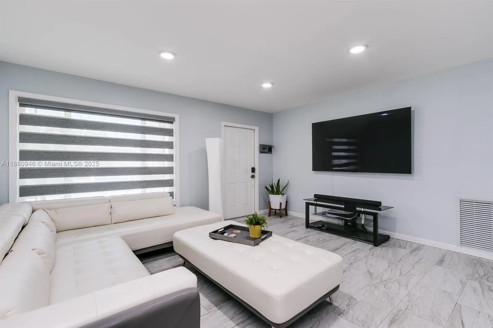 8105 NW 59th St