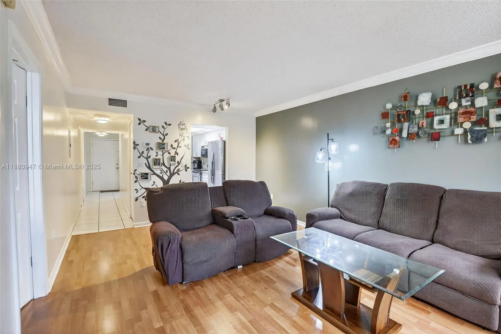 7401 NW 16th St, #307