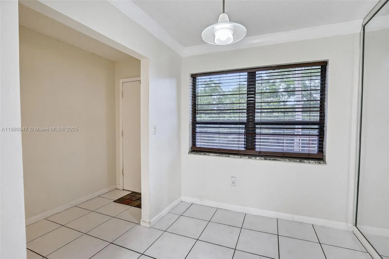 7401 NW 16th St, #307