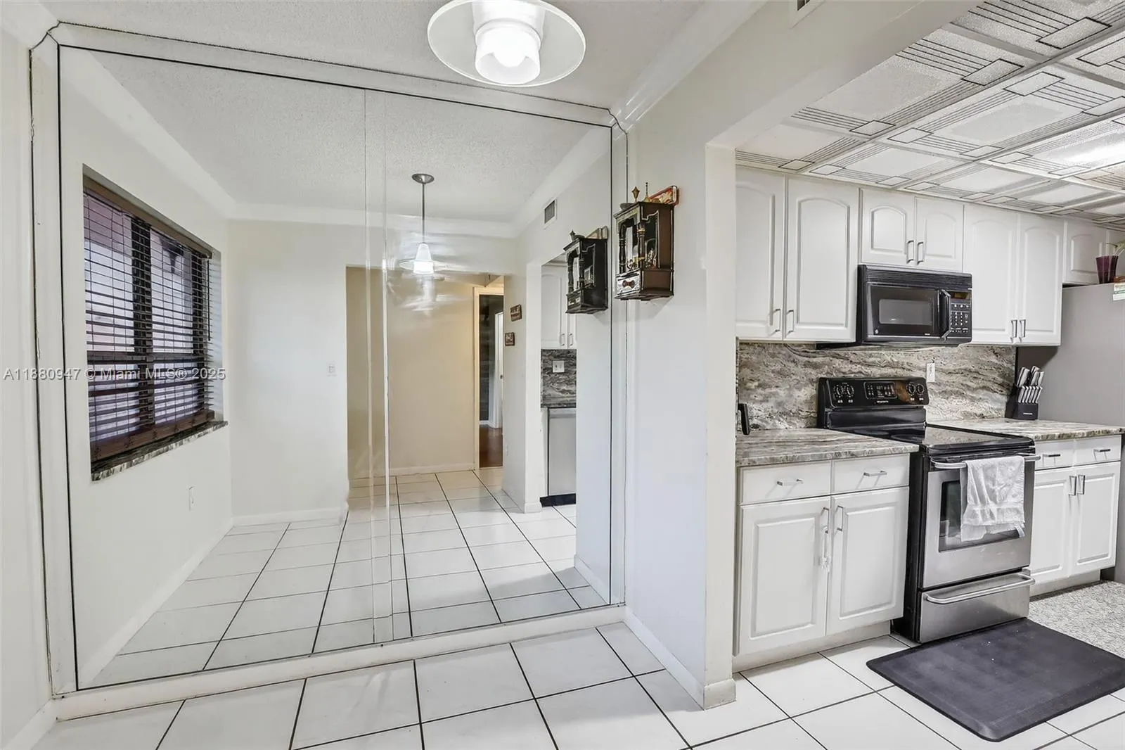 7401 NW 16th St, #307