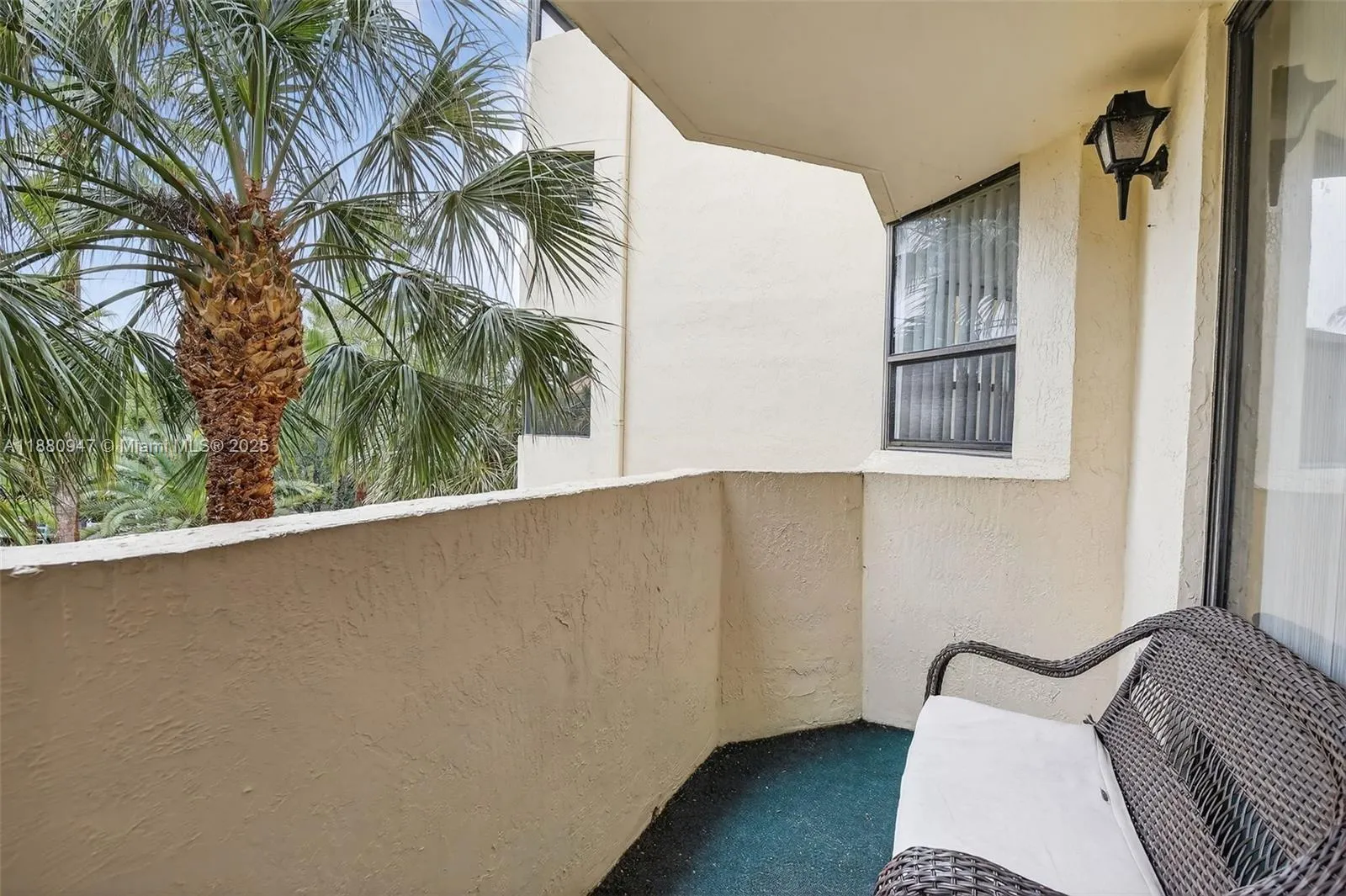 7401 NW 16th St, #307