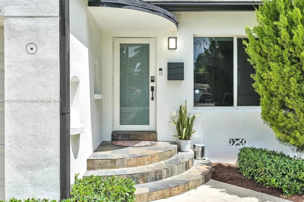 147 NW 87th St