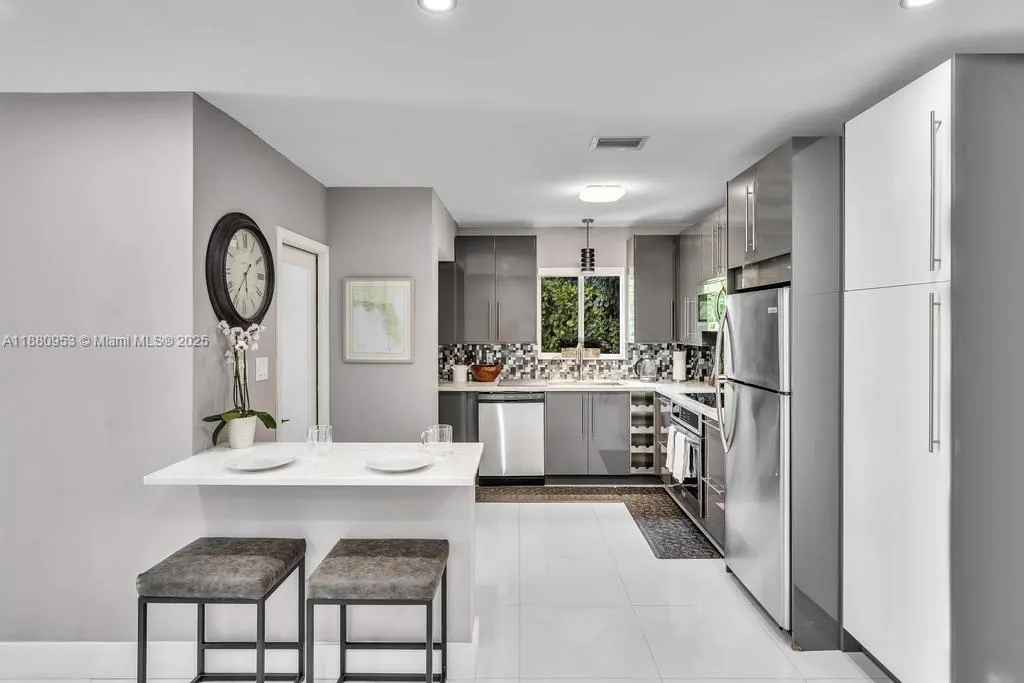 147 NW 87th St