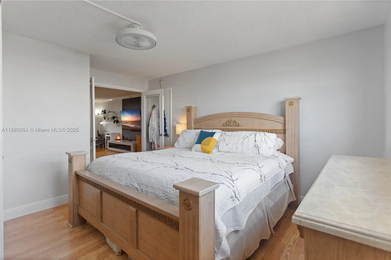 1811 Jefferson St, #805