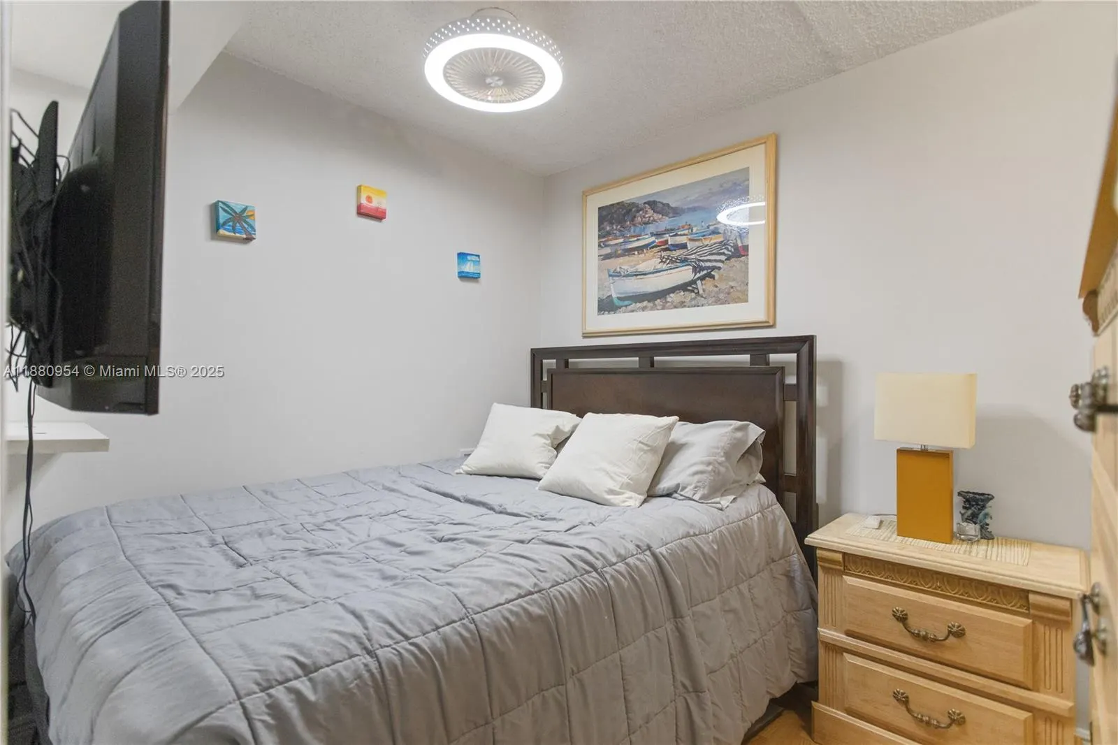 1811 Jefferson St, #805
