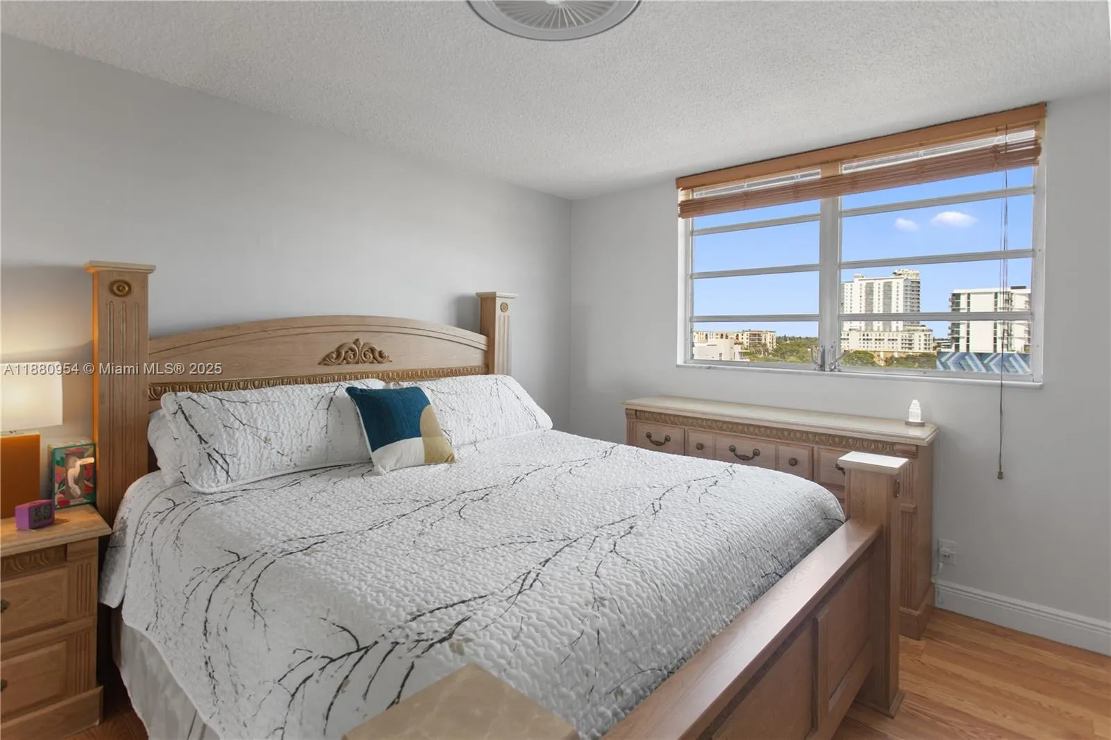 1811 Jefferson St, #805