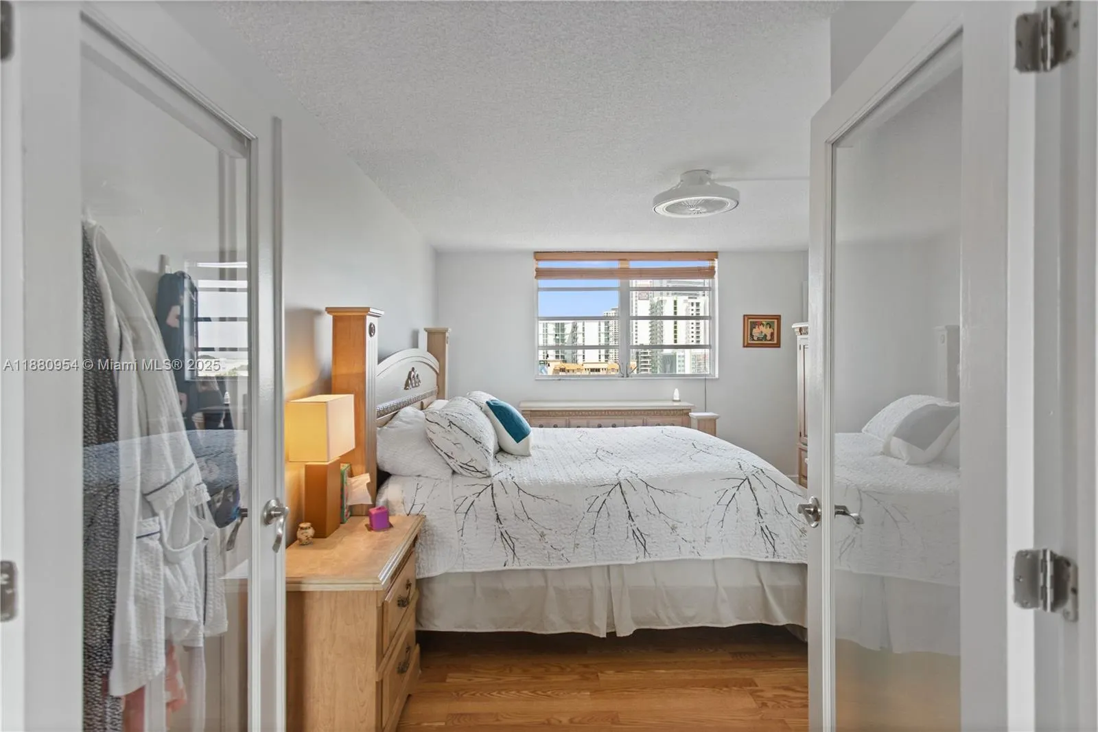 1811 Jefferson St, #805