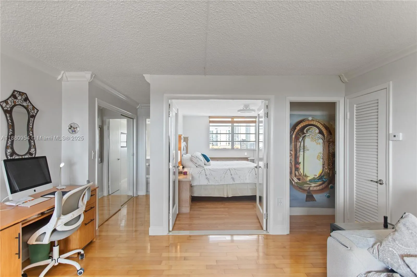 1811 Jefferson St, #805