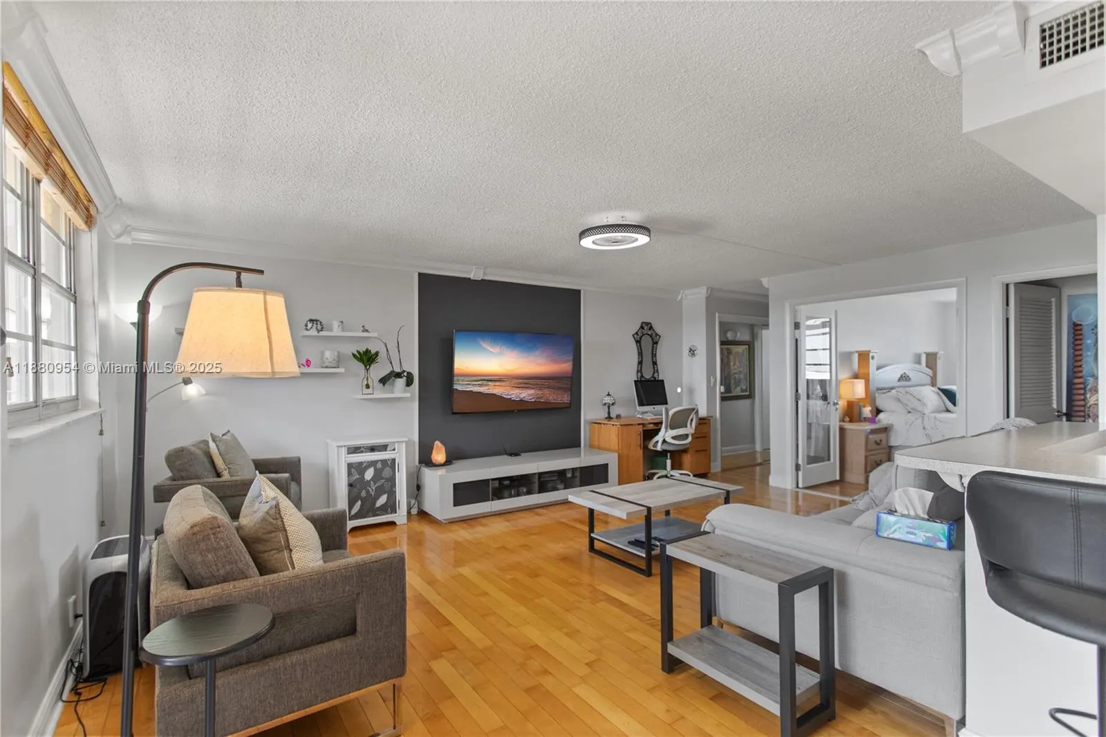 1811 Jefferson St, #805