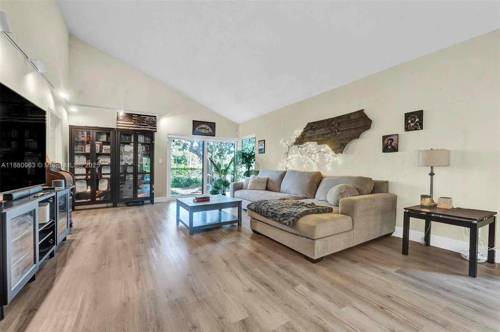 3400 Cherry Garden Cir, #156