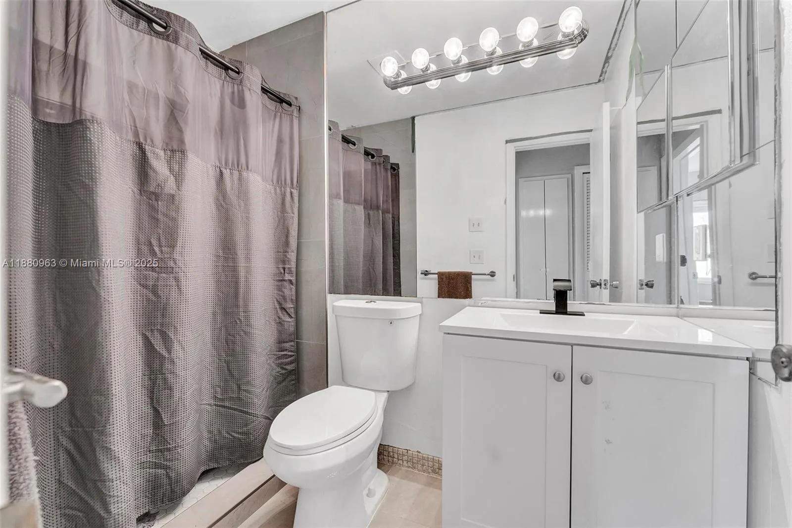3400 Cherry Garden Cir, #156