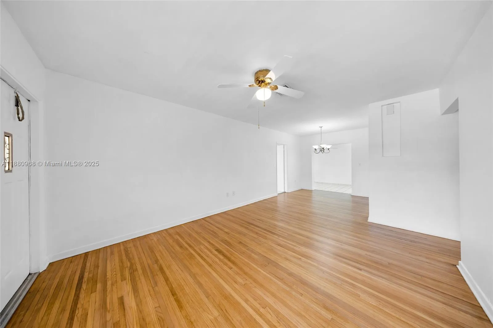 1191 NE 165th Ter