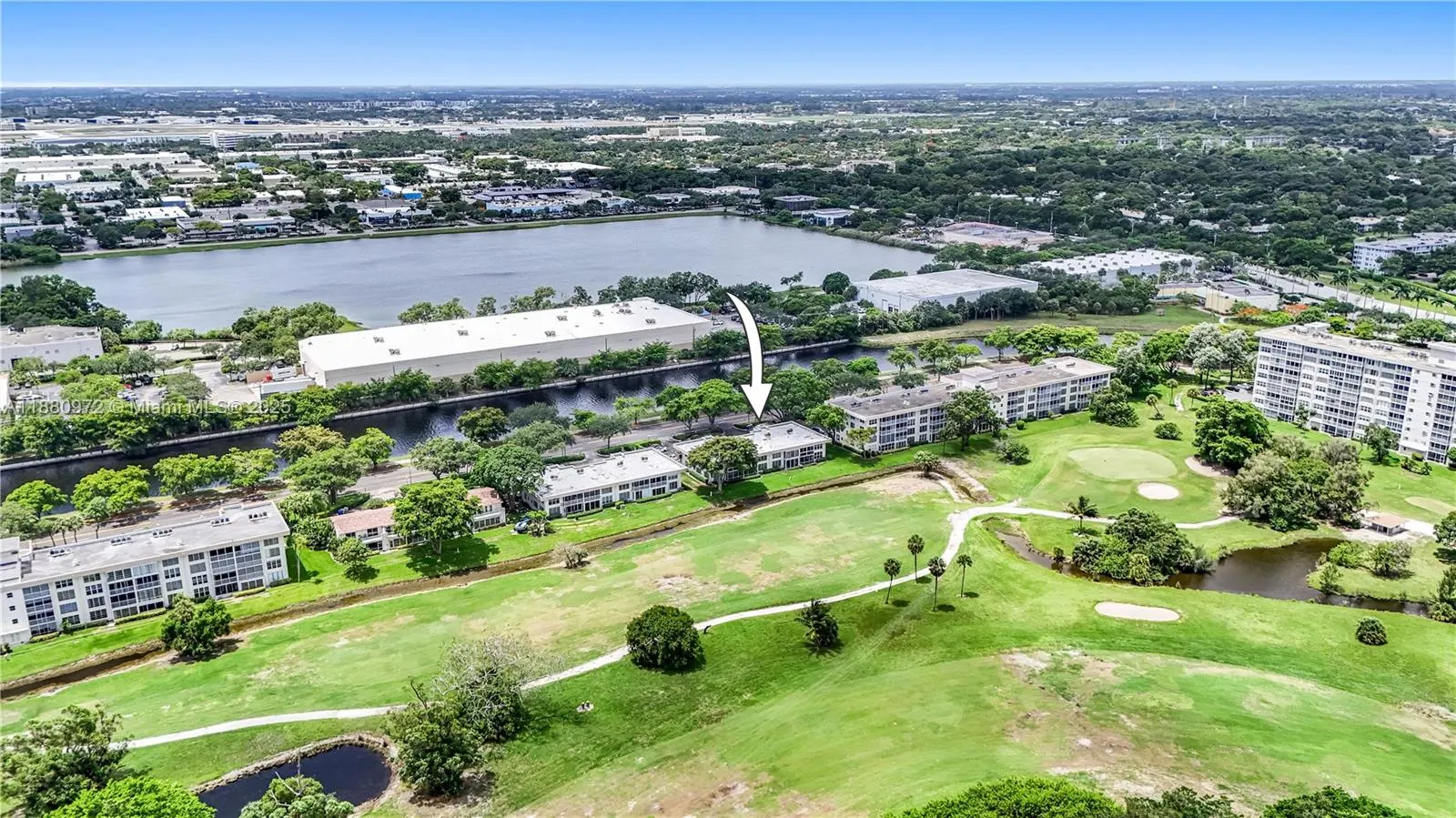 3301 S Palm Aire Dr, #106