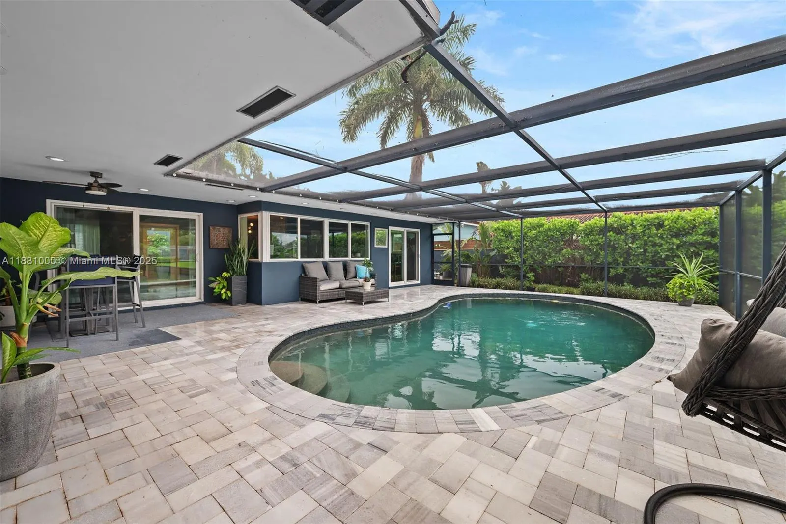 2010 NW 35th St