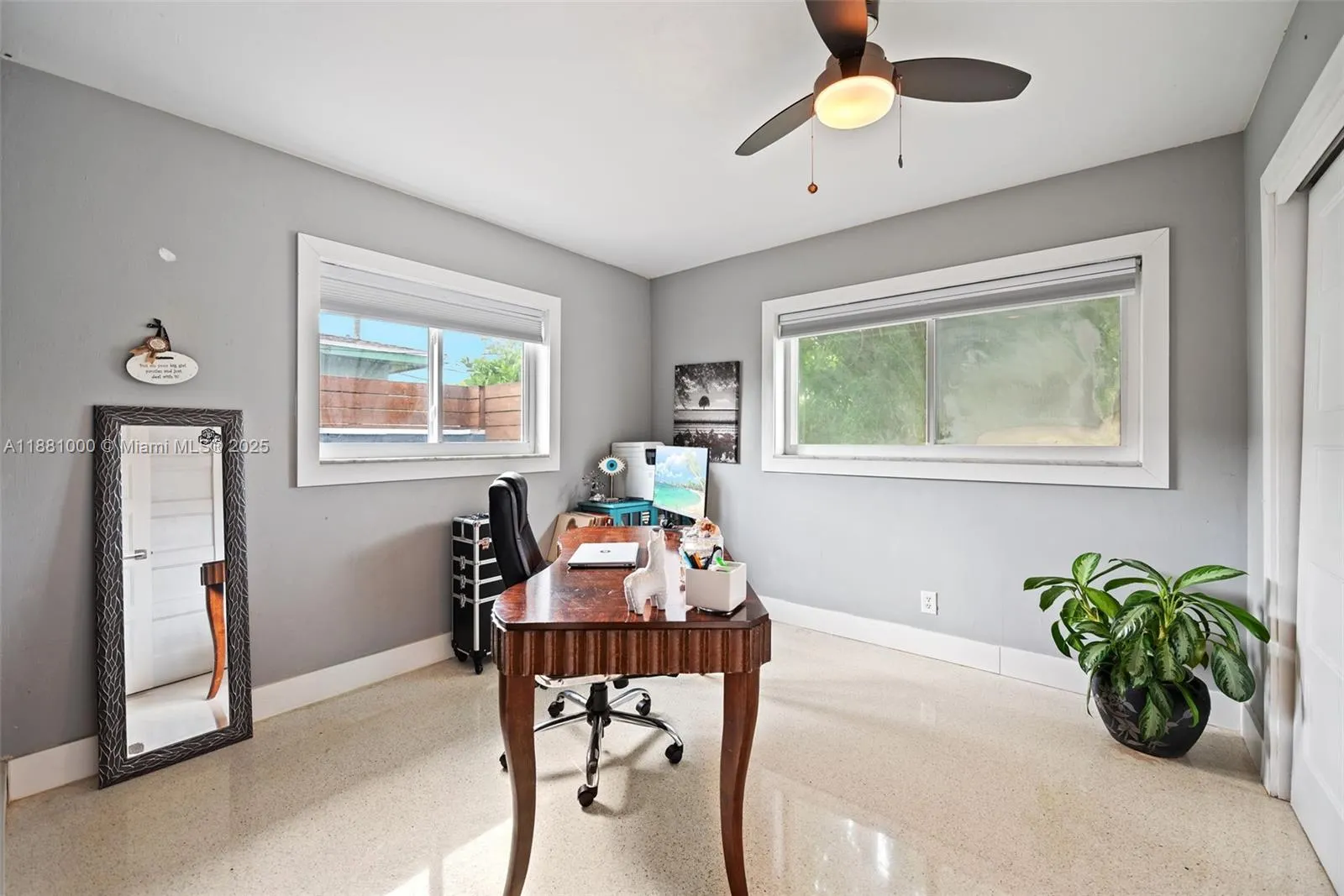 2010 NW 35th St