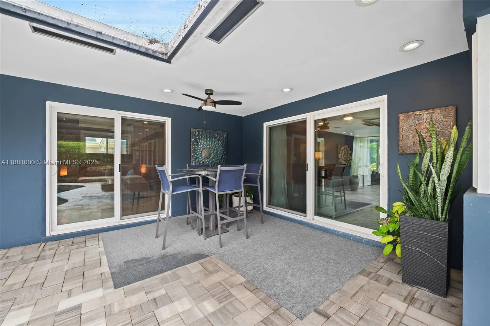 2010 NW 35th St