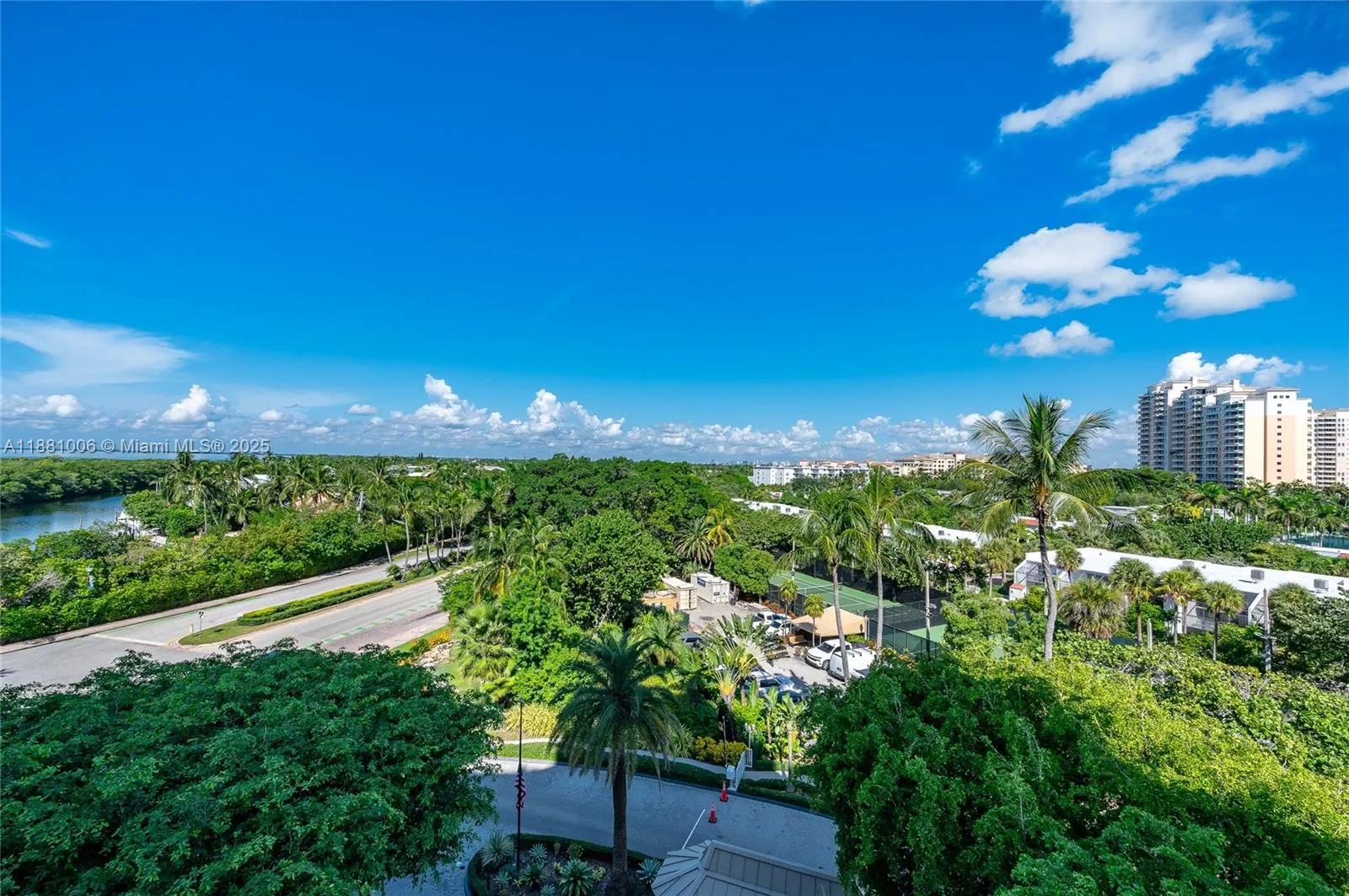 1121 Crandon Blvd, #E501