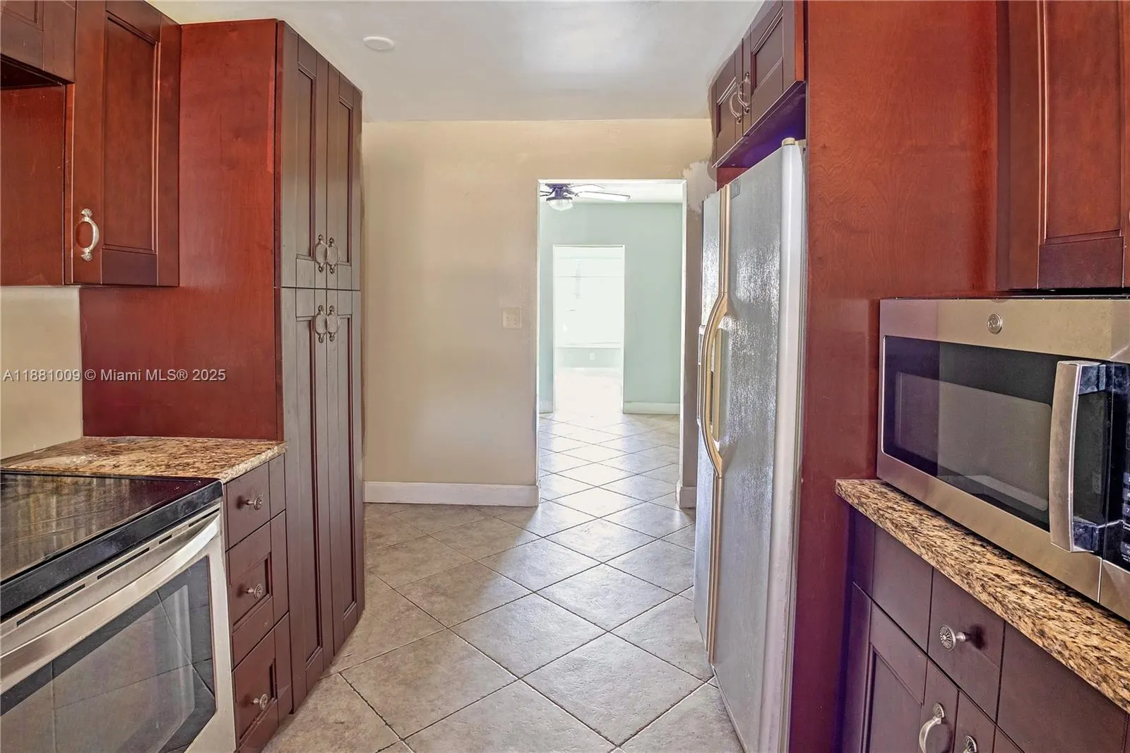 4410 NW 10th St