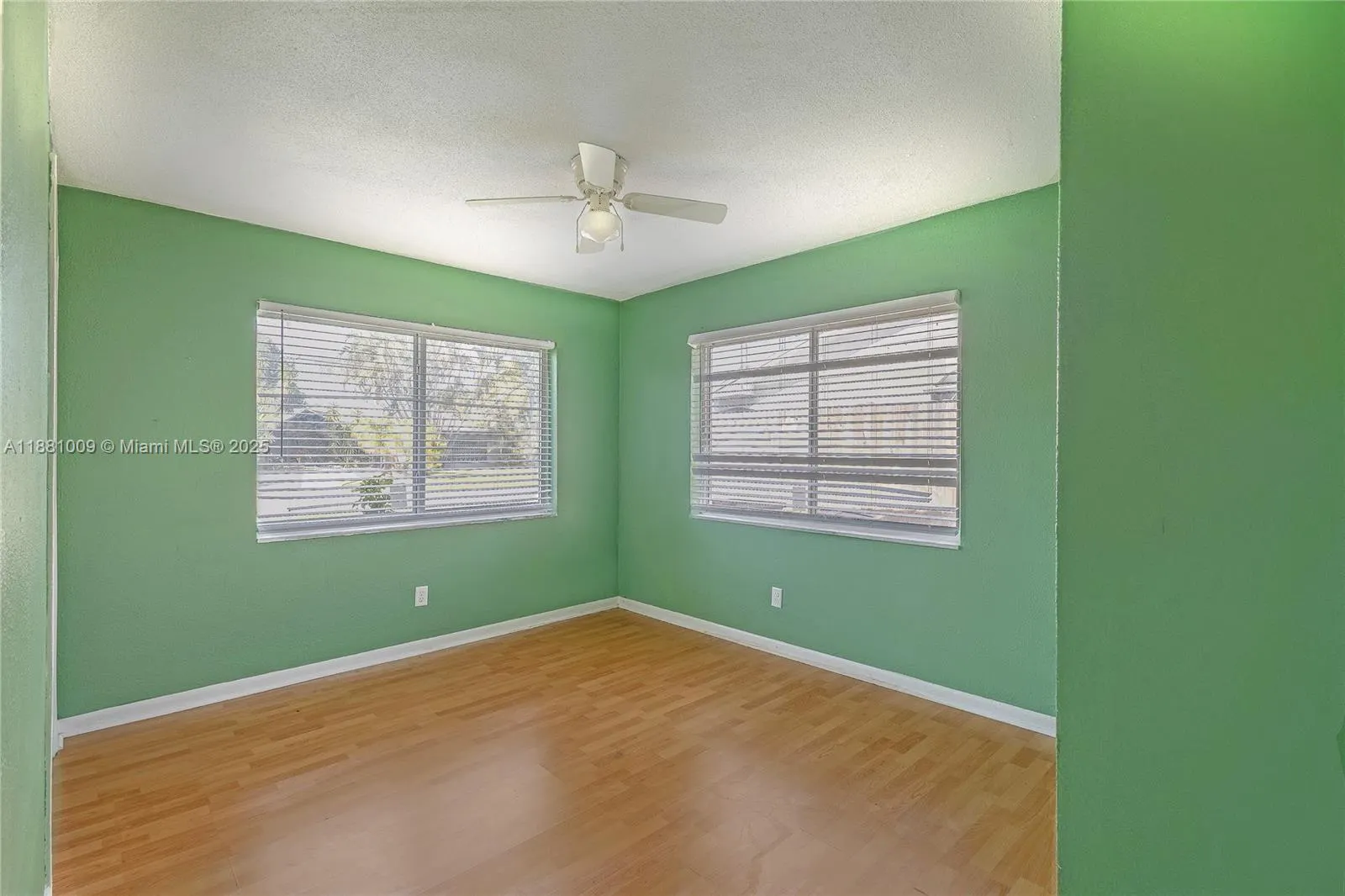4410 NW 10th St