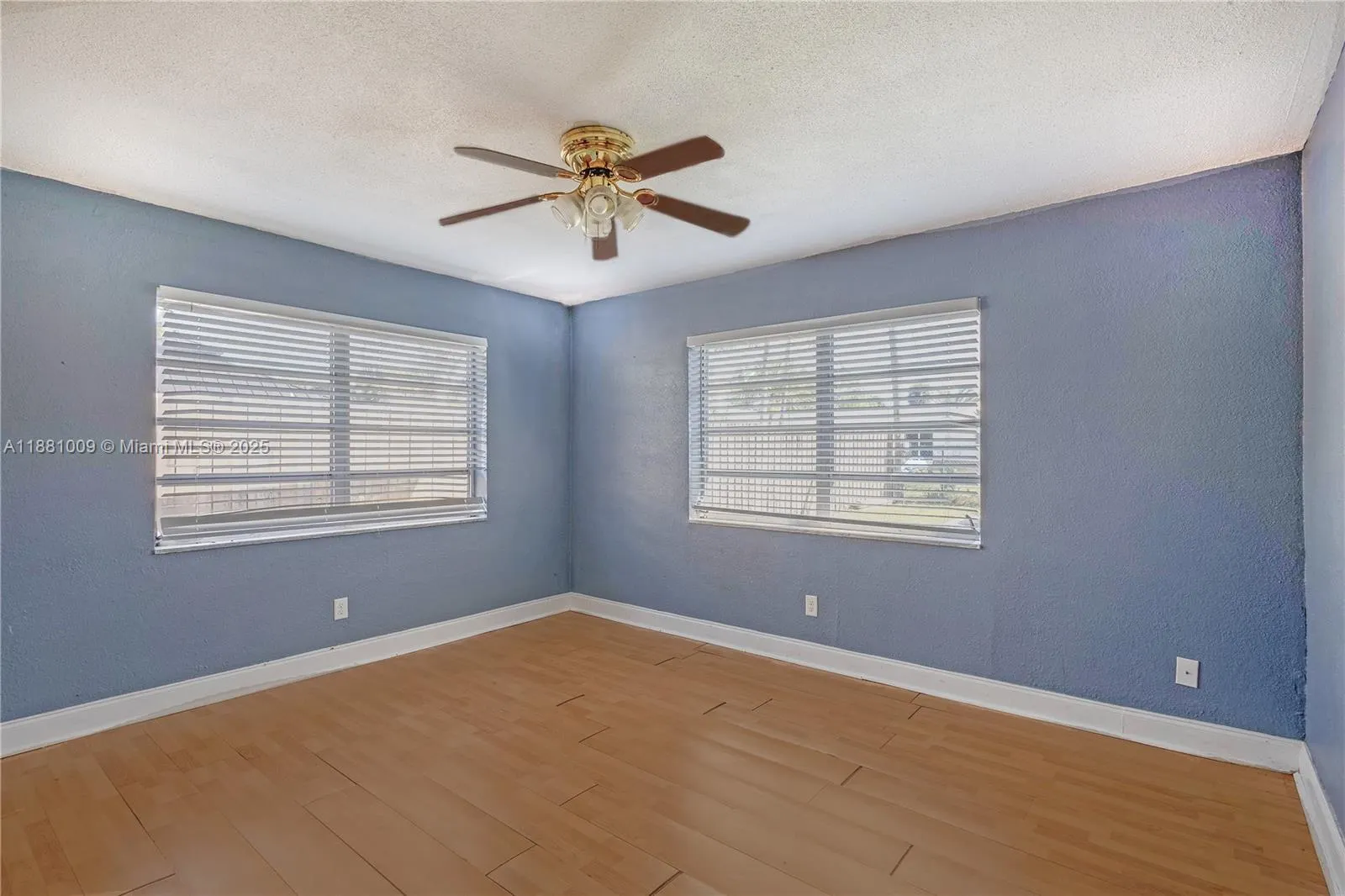 4410 NW 10th St