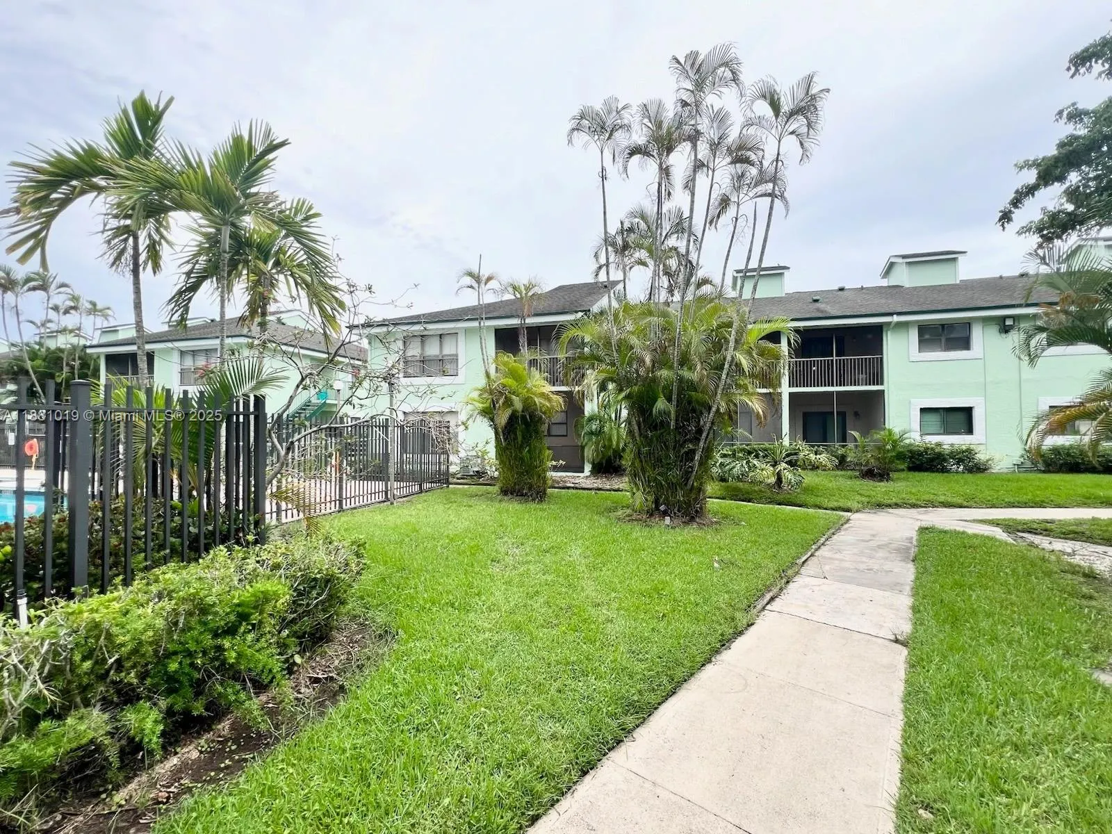 4007 NW 87th Ave, #4007