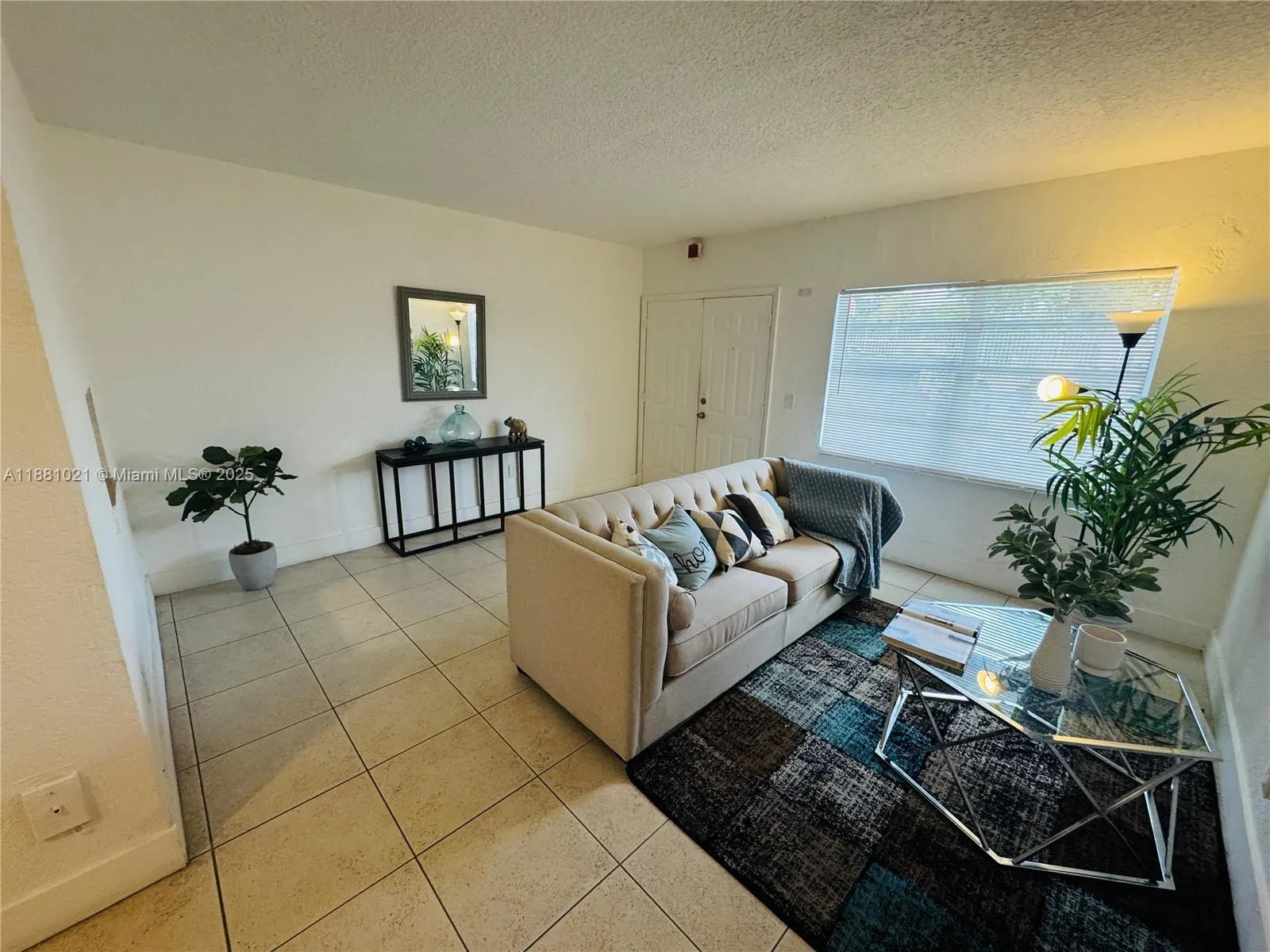 1403 NW 103rd St, #304