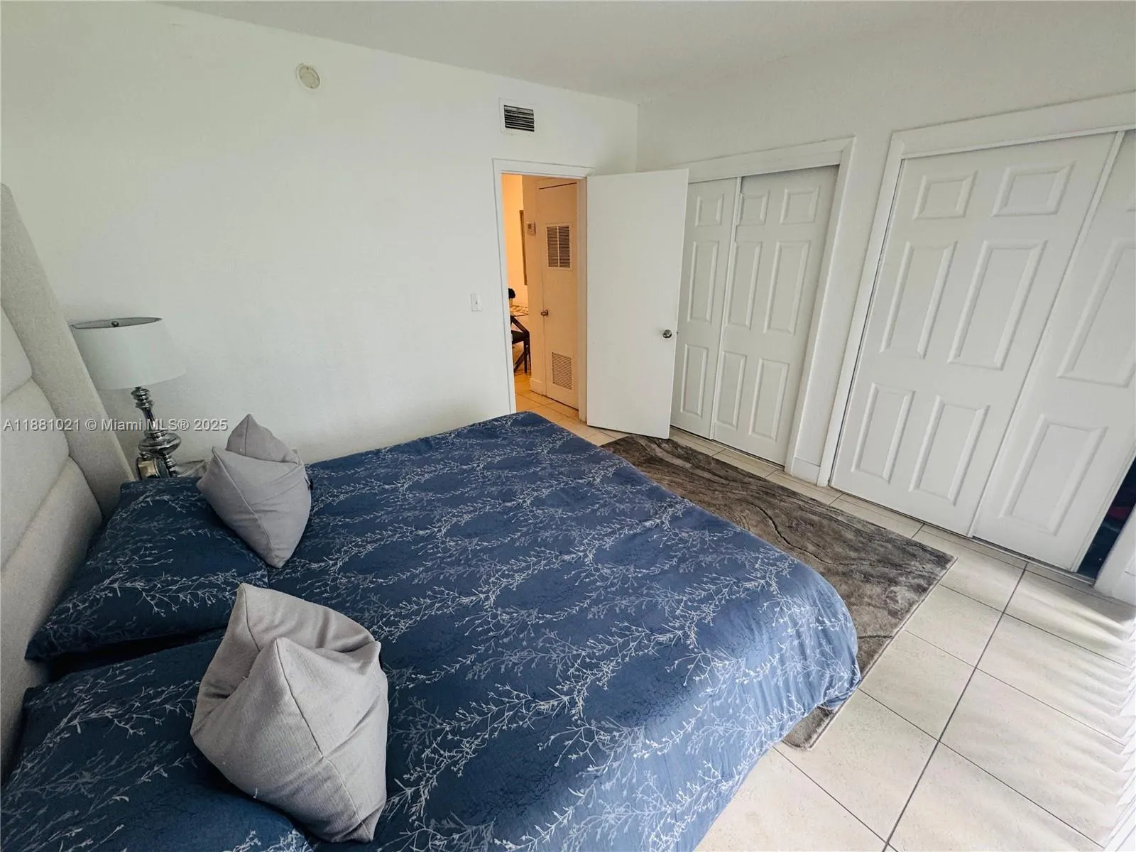 1403 NW 103rd St, #304
