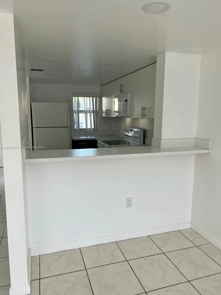 2701 NW 27th Ave, #1012