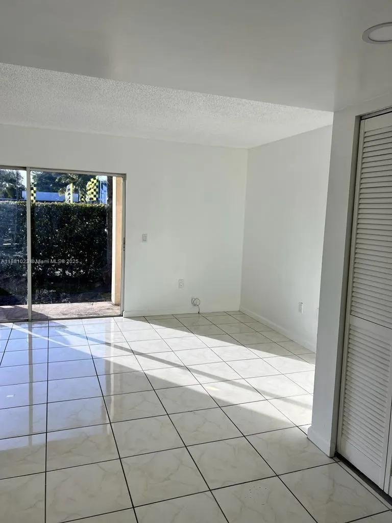 2701 NW 27th Ave, #1012