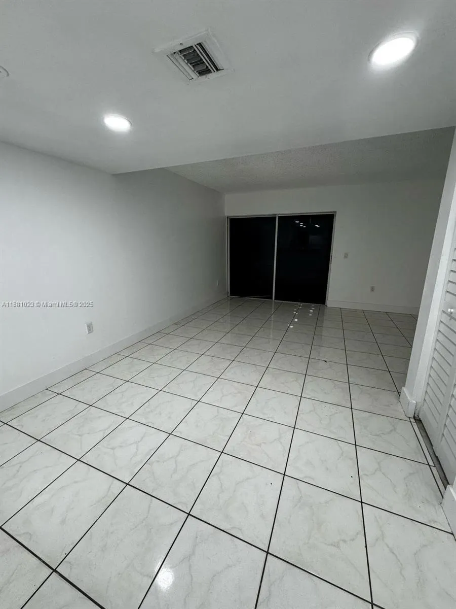2701 NW 27th Ave, #1012