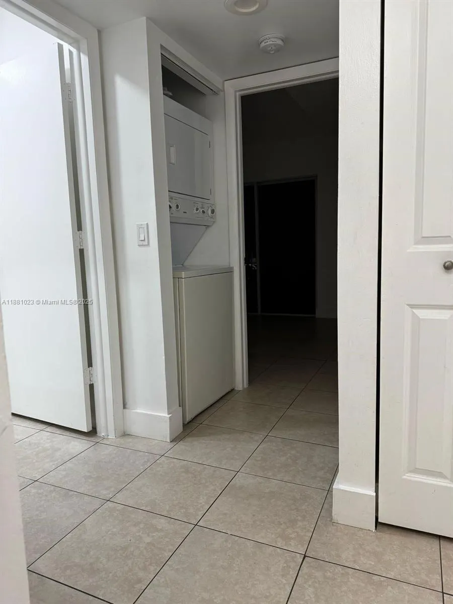 2701 NW 27th Ave, #1012