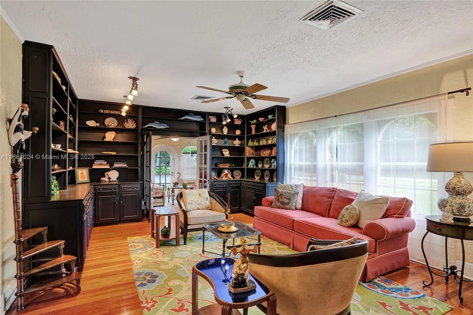 406 NE 5th Ave