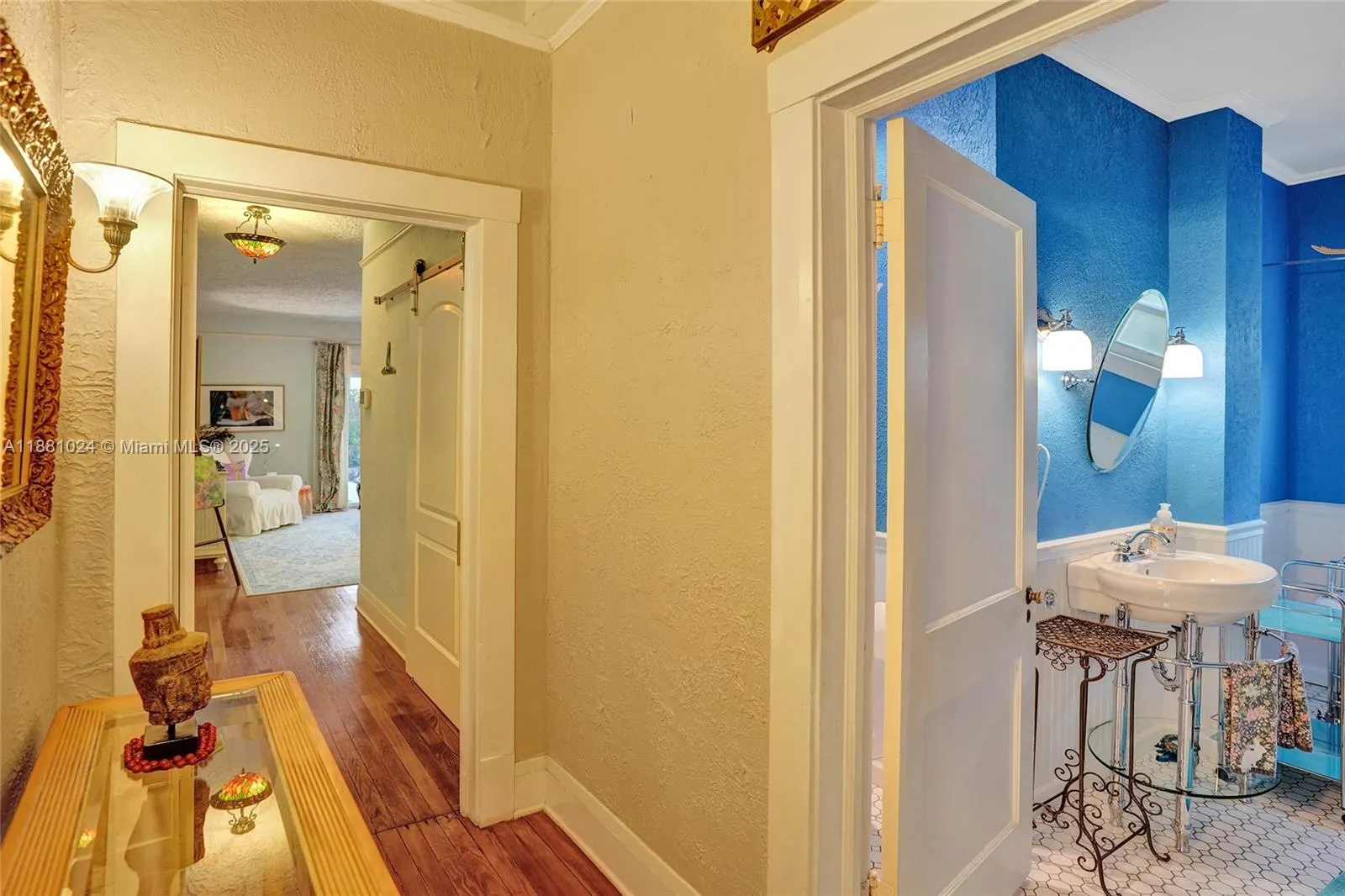 406 NE 5th Ave