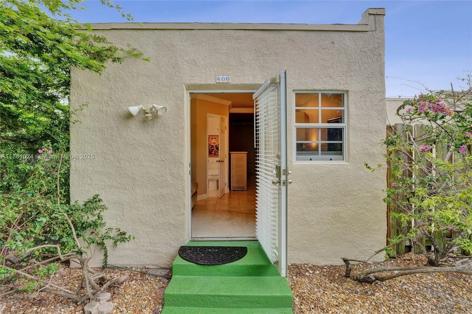 406 NE 5th Ave