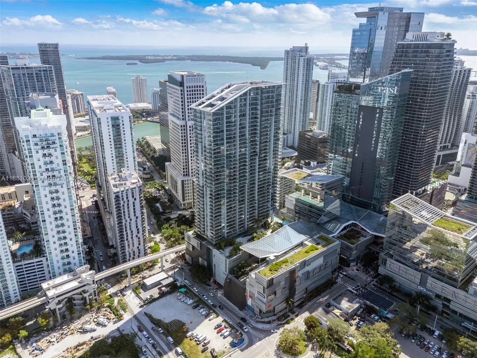 68 SE 6th st, #3403