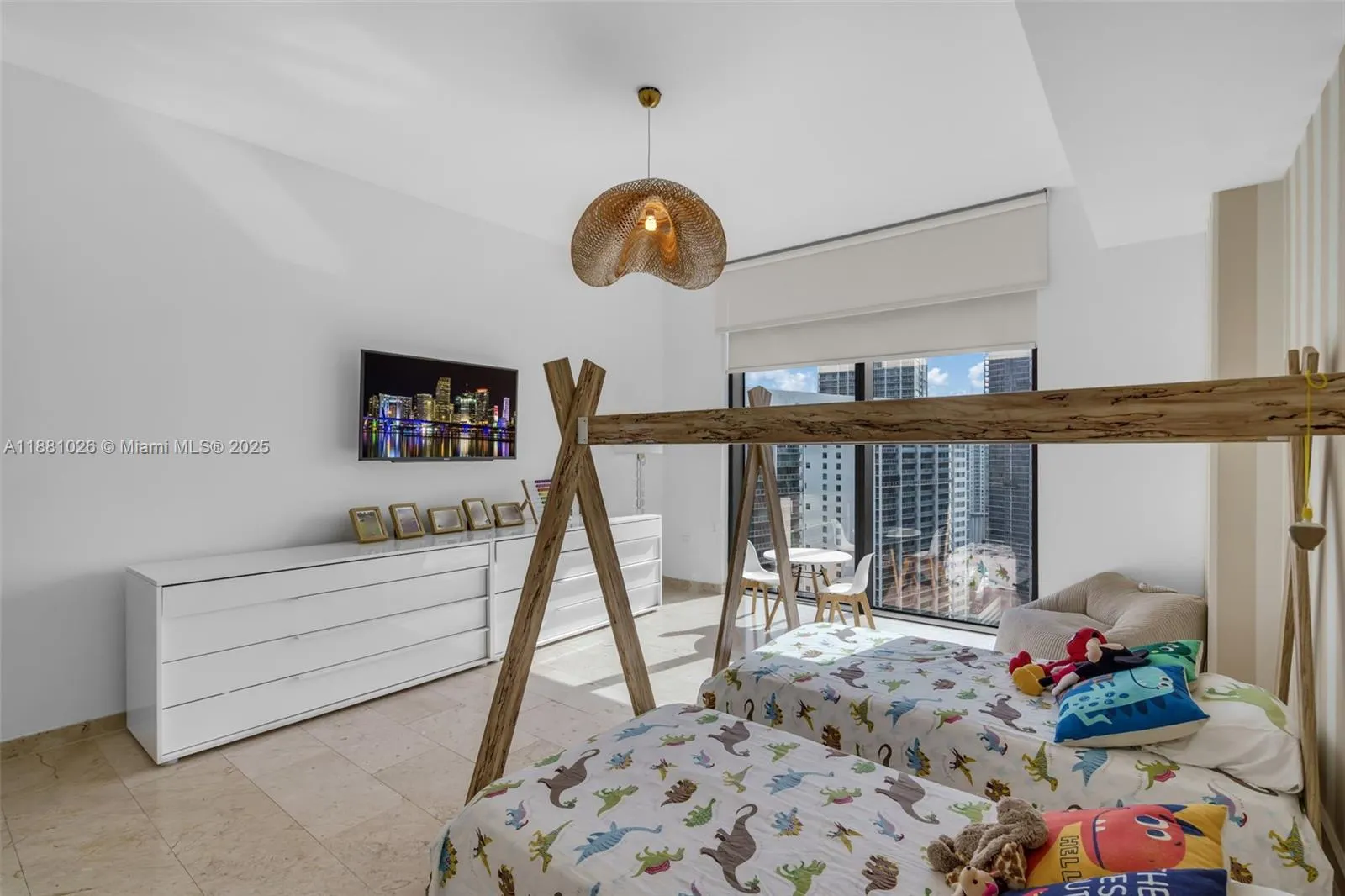 68 SE 6th st, #3403