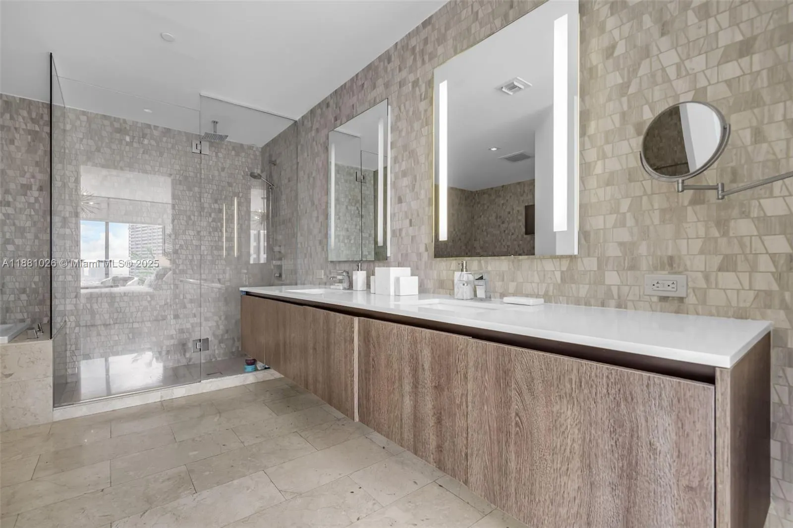 68 SE 6th st, #3403