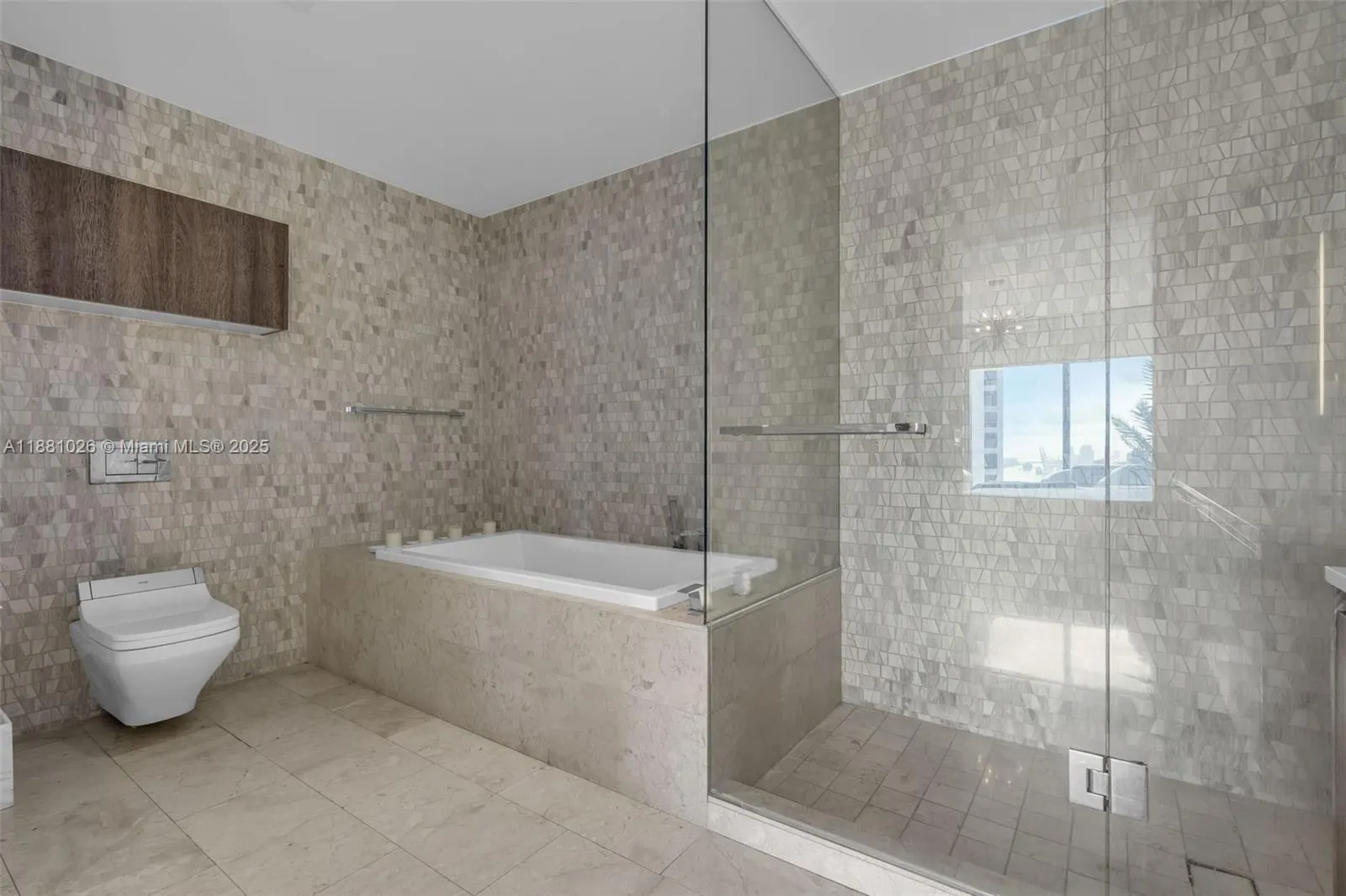 68 SE 6th st, #3403