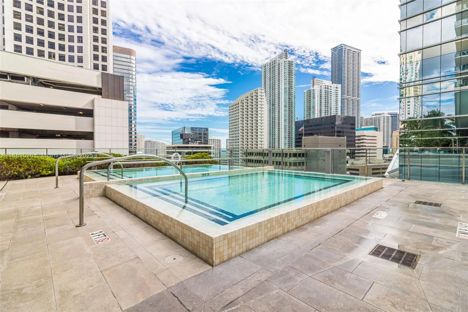 68 SE 6th st, #3403