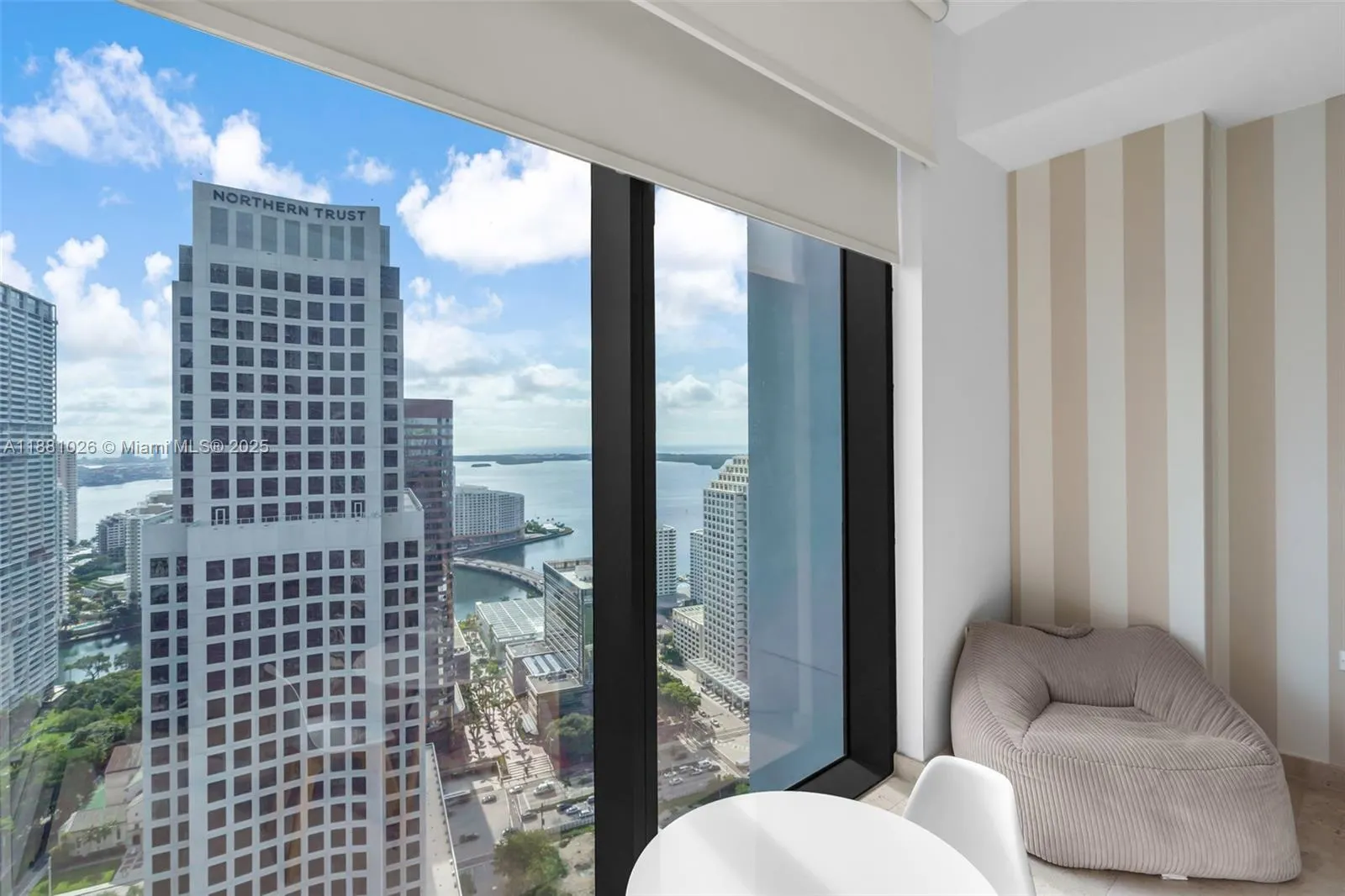68 SE 6th st, #3403