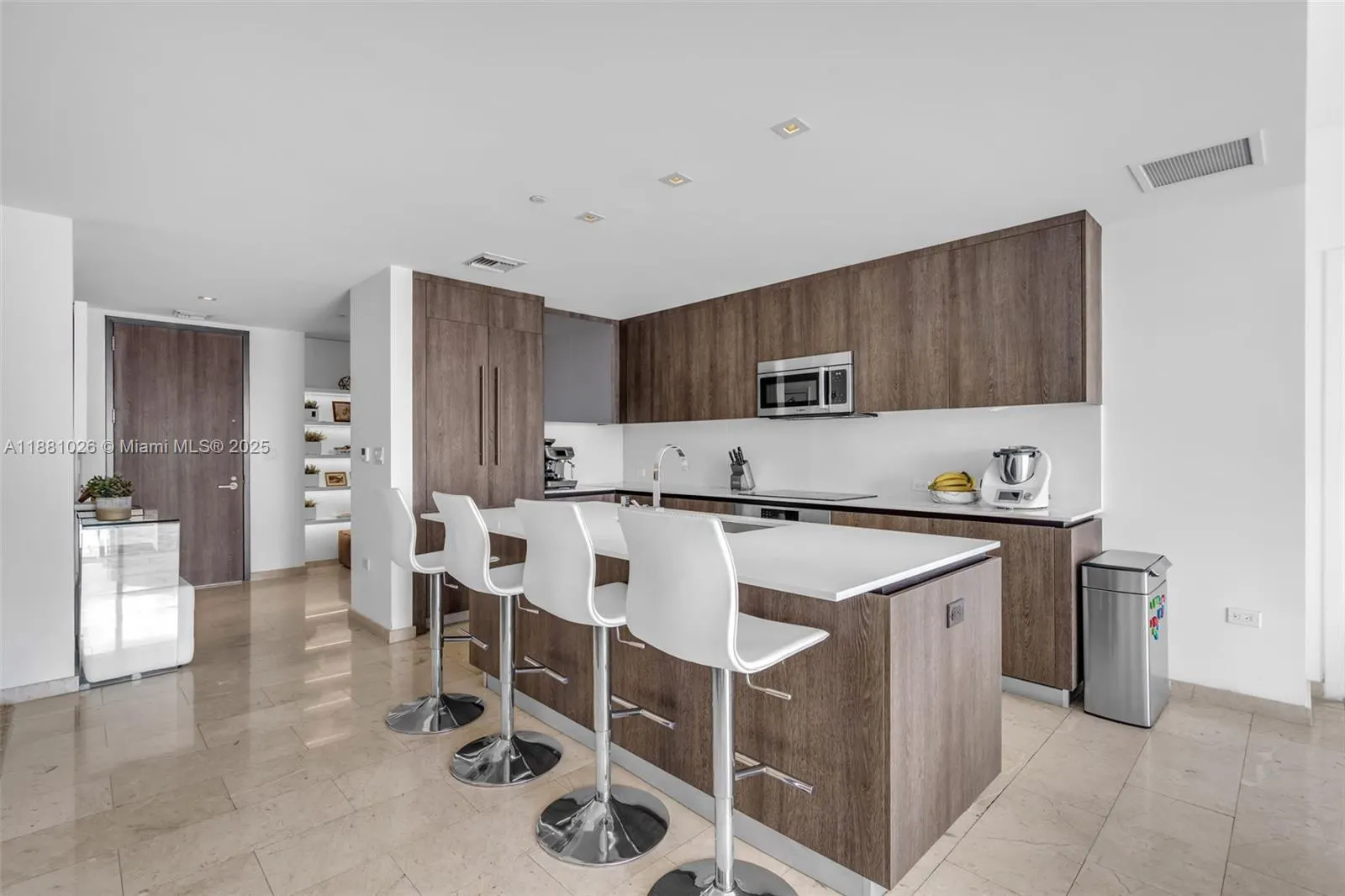 68 SE 6th st, #3403