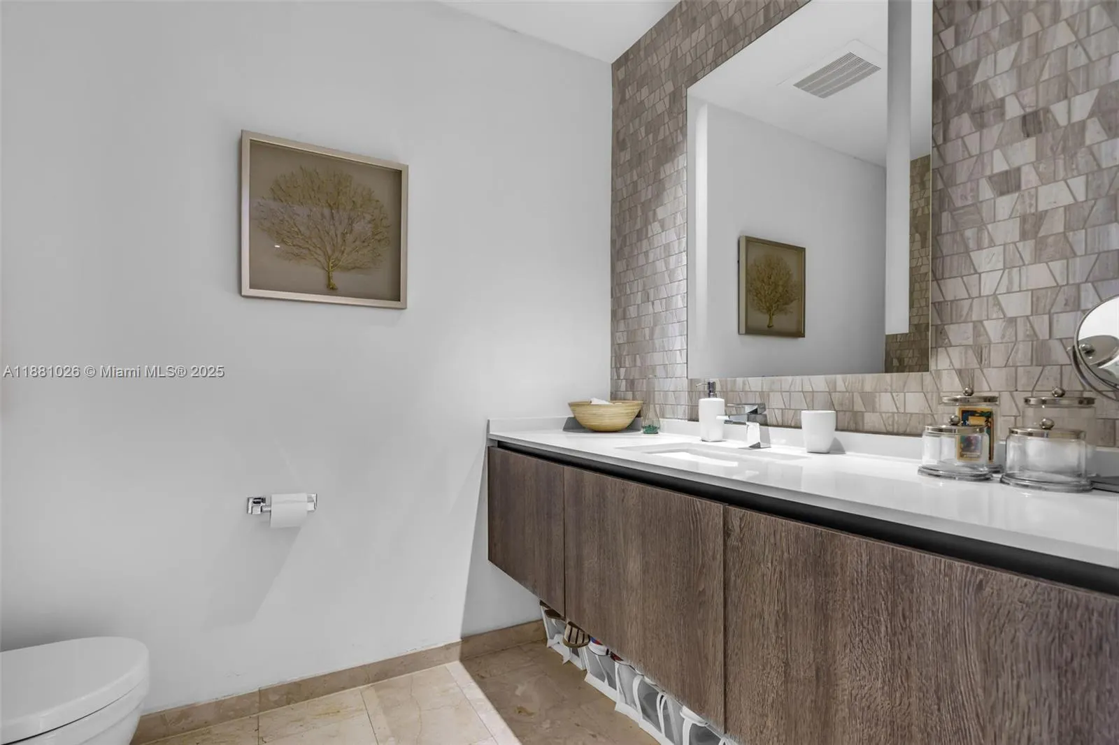 68 SE 6th st, #3403