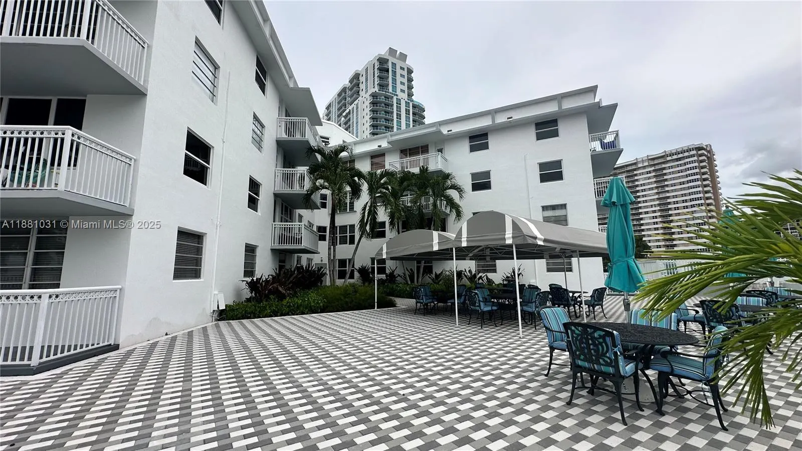 1913 S Ocean Dr, #410