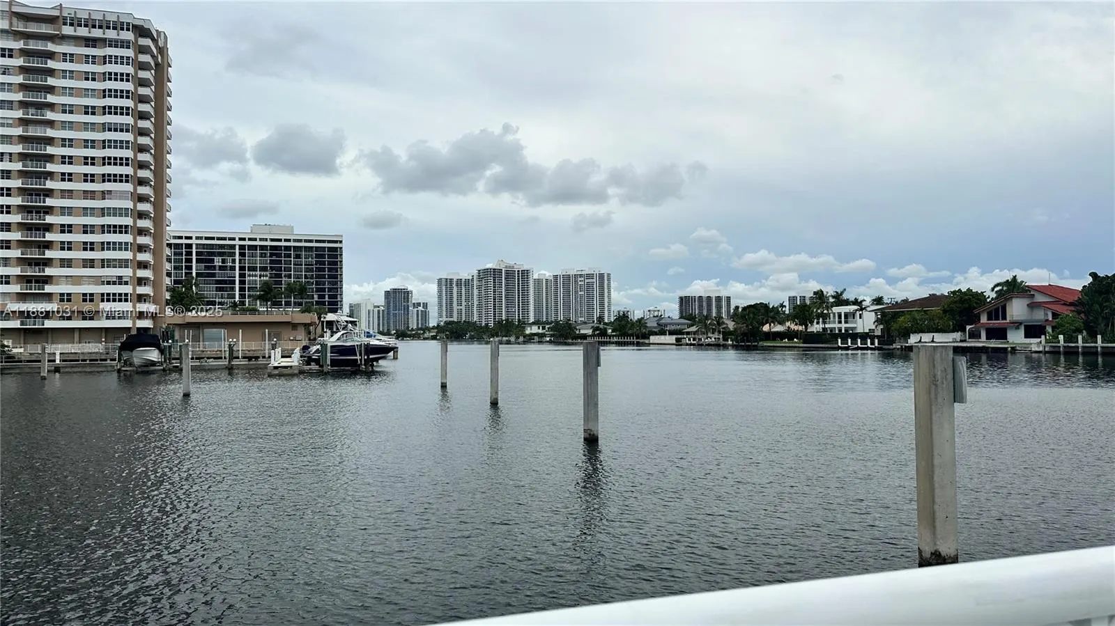 1913 S Ocean Dr, #410