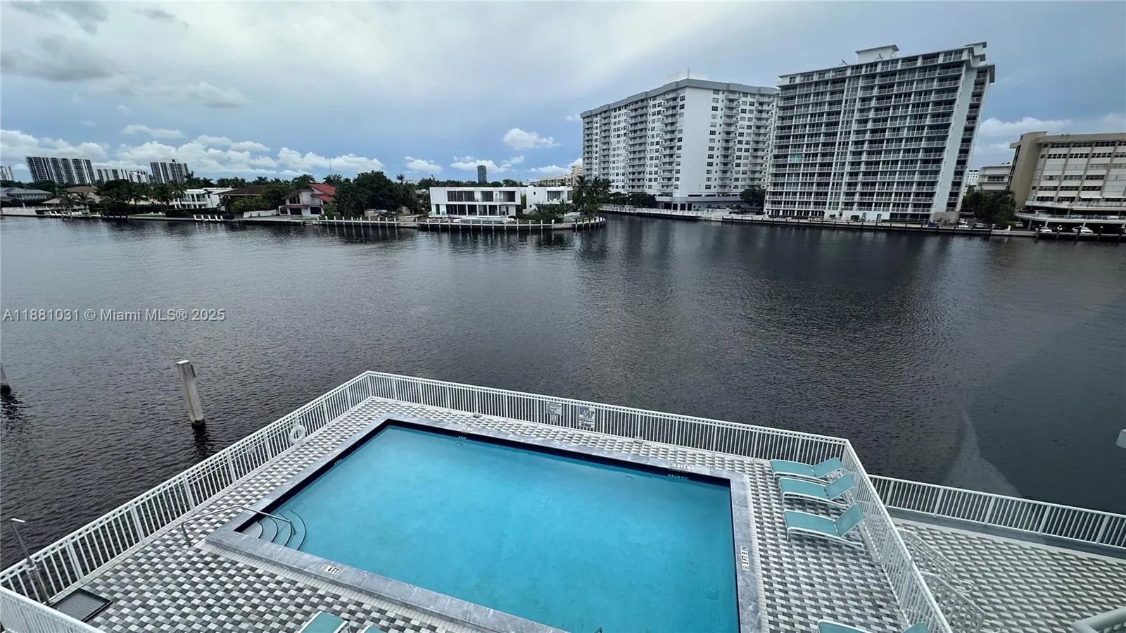 1913 S Ocean Dr, #410