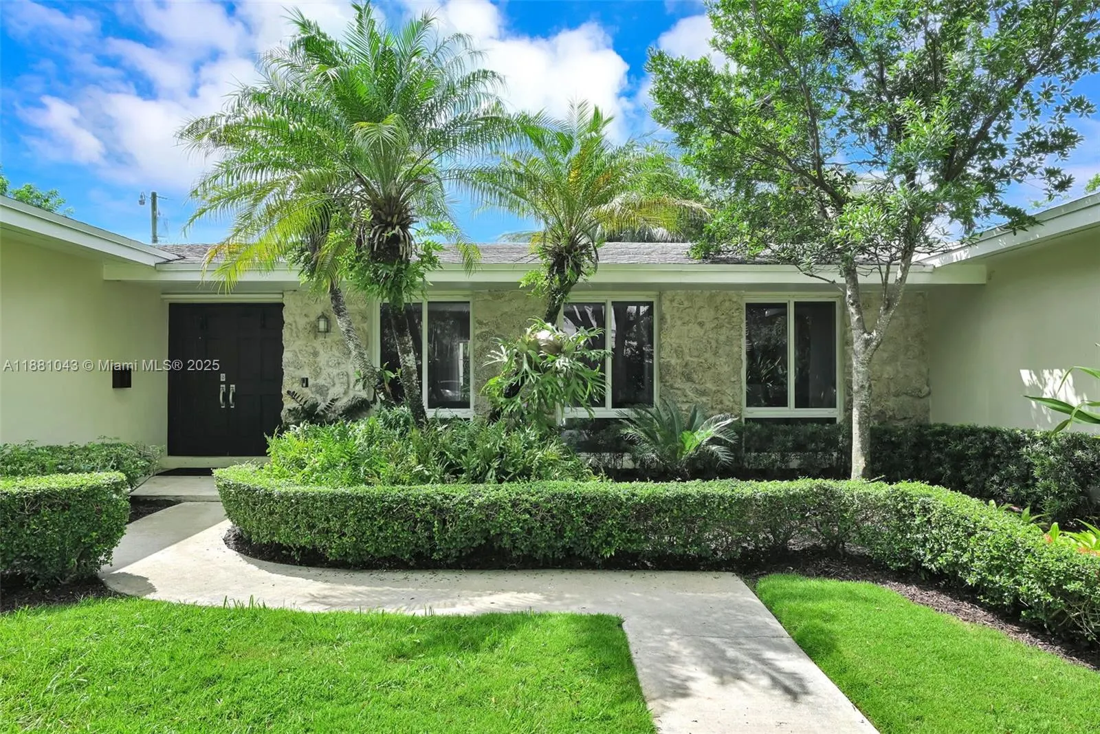 8570 SW 155th Ter